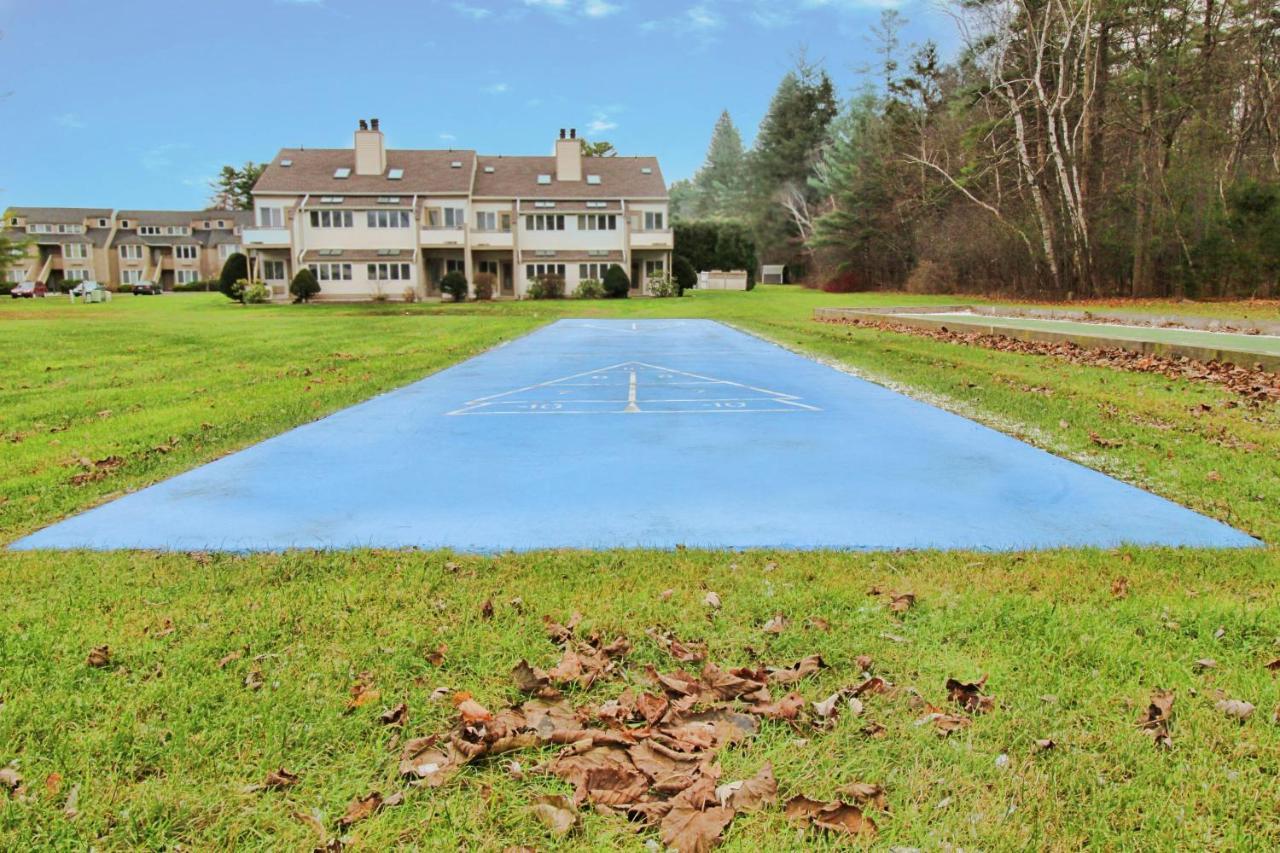 The Ponds At Foxhollow Lenox Extérieur photo