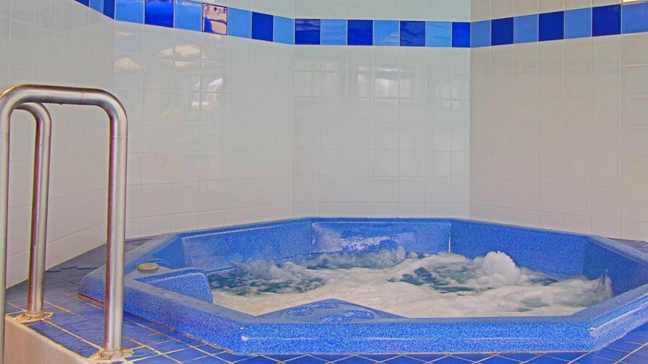 The Ponds At Foxhollow Lenox Extérieur photo